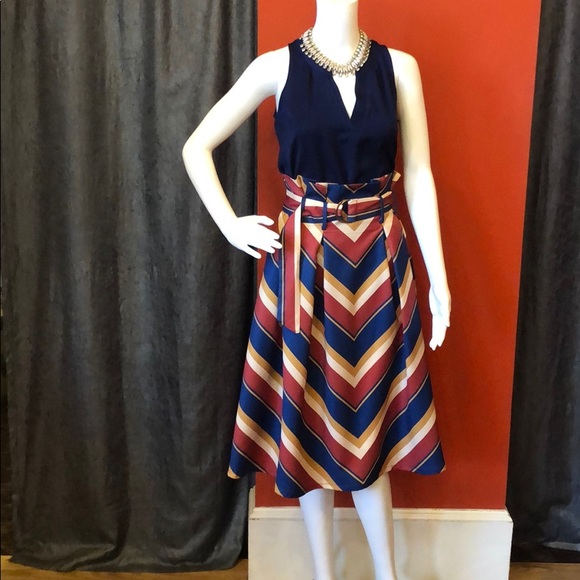 Chevron stripe skirt - Picture 2 of 3